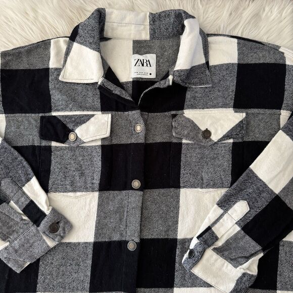ZARA Buffalo Plaid Flannel Womens Medium Black White Checkered Boxy Cropped Boho - Picture 1 of 9